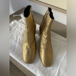Uterque genuine leather gold ankle boots size 36